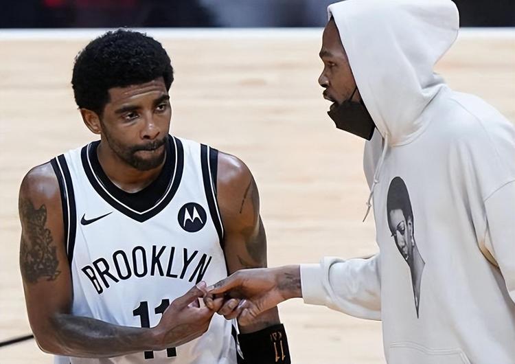 成的核心轴 成的核心轴